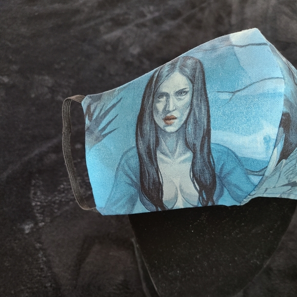 🌺Midnight Shadows Mask🌺 - Picture 2 of 3